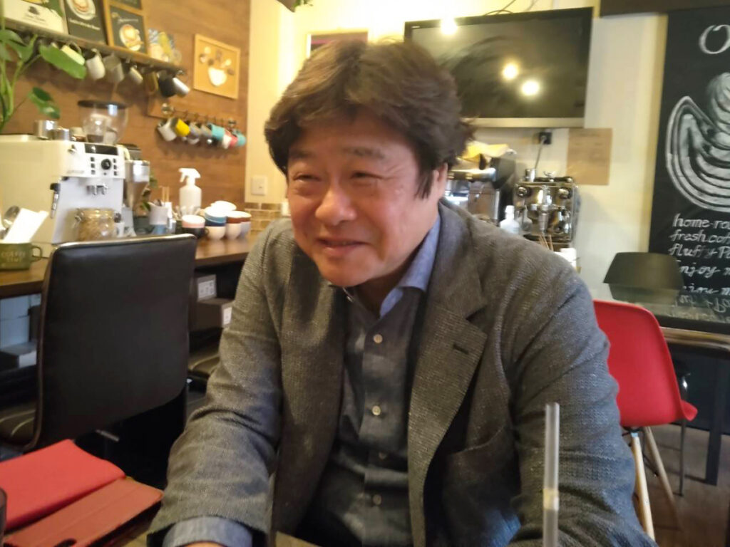 総合病院 30 個室・共⽤部・スタッフステーション等改修⼯事株式会社理舎 上席執⾏役員 進憲浩様